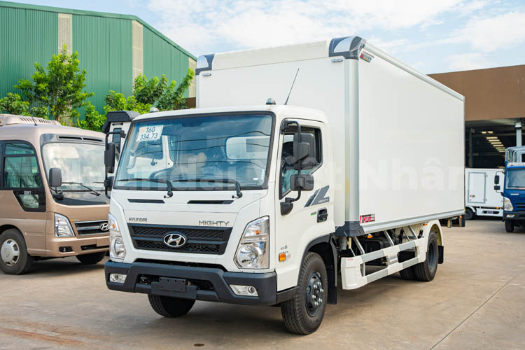 Xe-tai-MIGHTY-EX8-Chassi-thung-bao-on