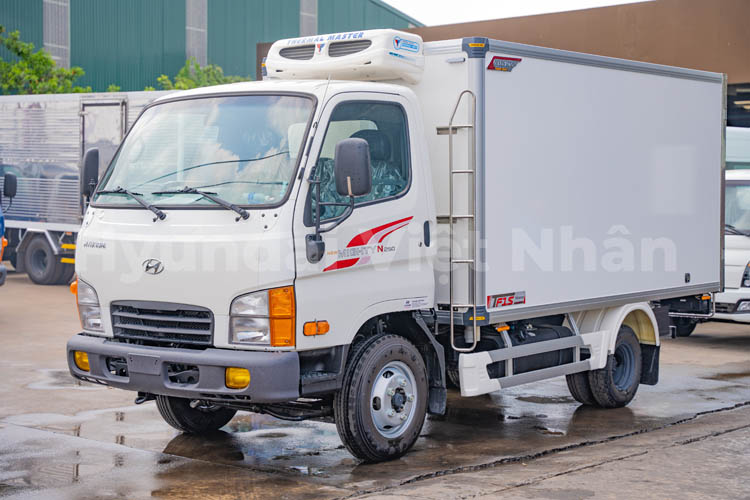 Xe-tai-New-Mighty-N250-2T4-Dong-lanh-2-5-tan